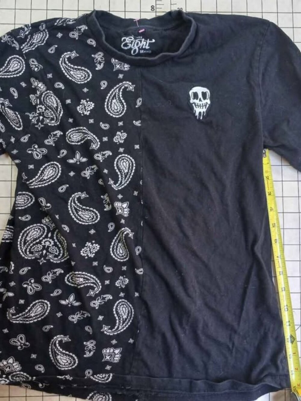 Men's Eighty Brand Black Paisley Skull Split T-Shirt